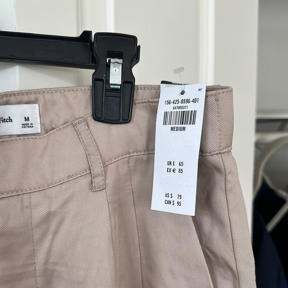 Abercrombie & Fitch Tan Trousers Relaxed Fit - Picture 3 of 5